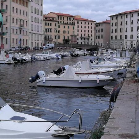 Casa Lo Scoglio Della Ballerina Livorno Exterior photo